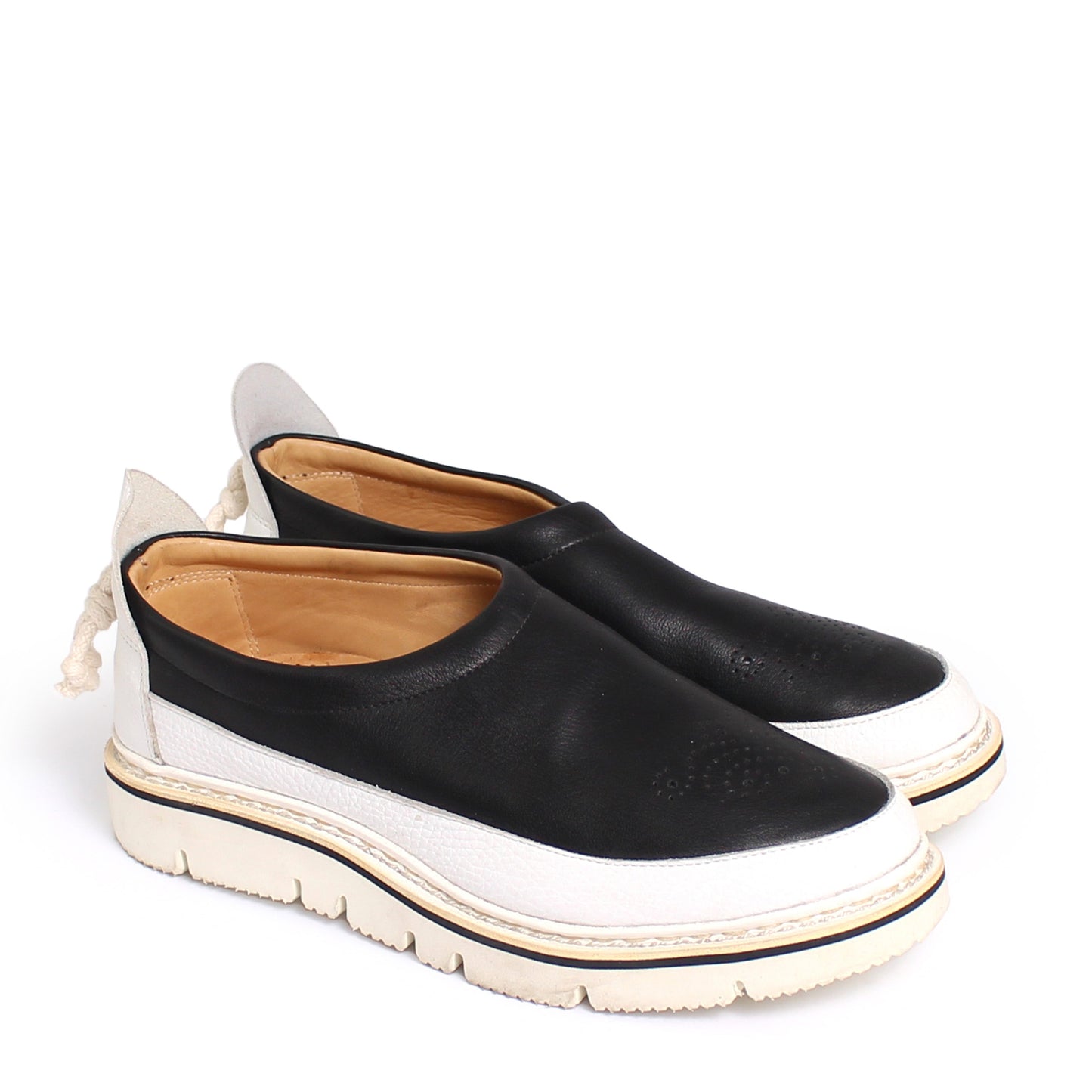 MOC Slip-On + Leather Slip-on Shoes + Black / White