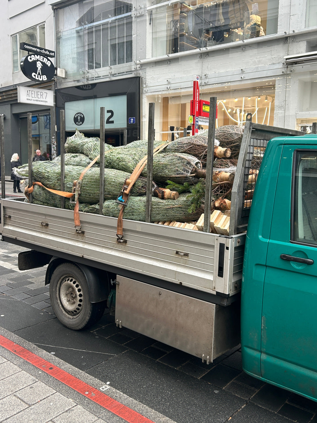 FROHES WEIHNACHTEN! / MERRY CHRISTMAS TO ALL !