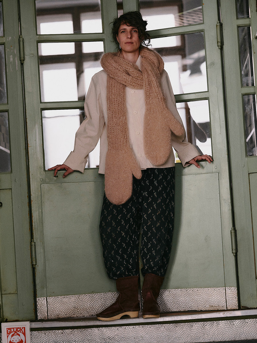 MITTENS SCARF Combo + Hand-knit Scarf + Beige – rosa mosa