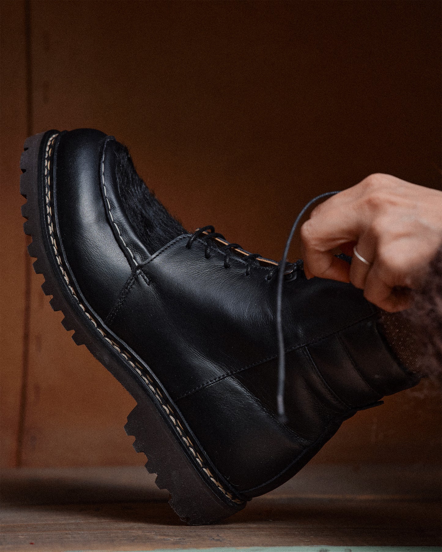 Davos Boots + welted leather Derbies + Black natural cow