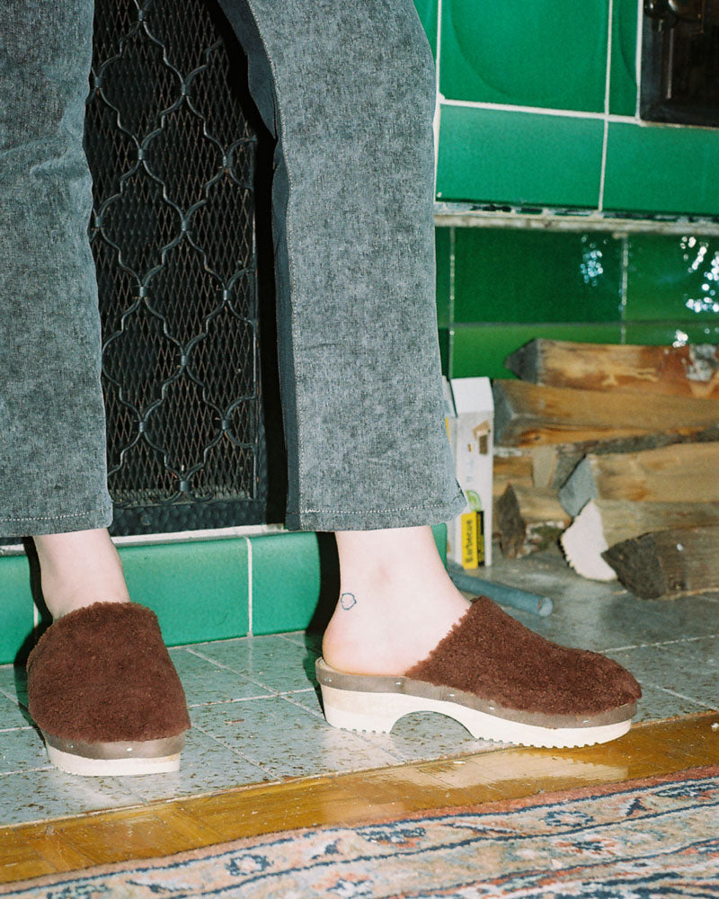 ROSA MSOA AW2122 CAMPAIGN BY KATARINA SOSKIC SHEARLING PANTO CURLY TEDDY