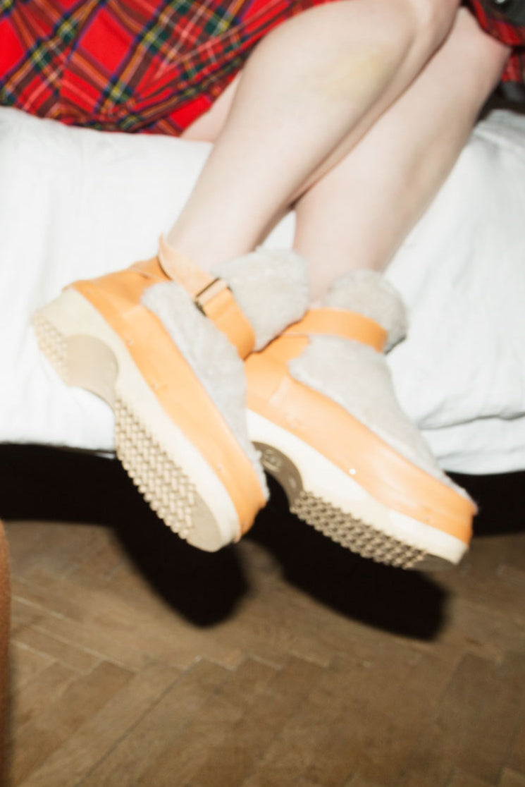 ZORA + Leather Shearling Clog Boots + Natural – rosa mosa